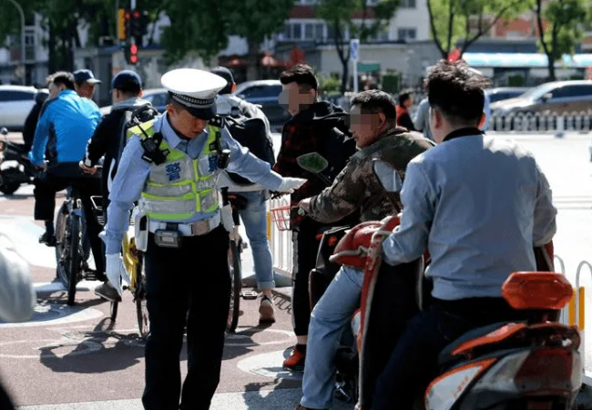 @所有河北人，5月1日起，《河北省电动自行车管理条例》将正式实施