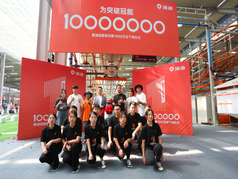 从0到1000万台，雅迪冠能系列用科技加速度再创中国智造新高度！